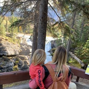 Meet your Posher, Kaitha